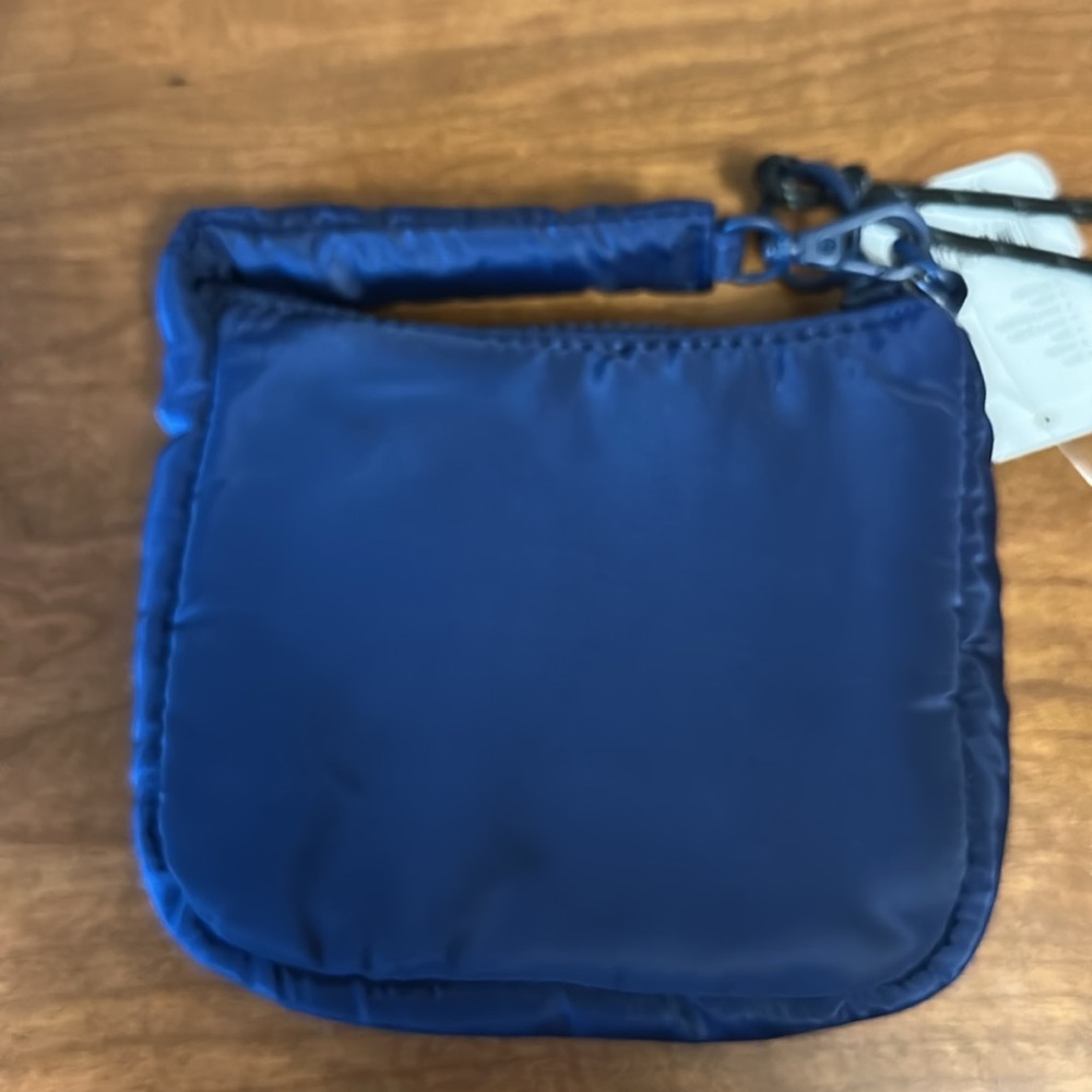 Free People Movement Navy Micro Buti Pouch NWT - Picture 10 of 13